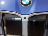 【キドニーグリル】BMWは約90年もの間、ほぼ全ての車両にひと目でBMWだと分かるこの特徴的なフロントグリルが備えられ、デザイン・アイコンとして親しまれてきました。