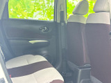 運転席側後部座席