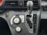 気になる車はすぐにお問い合わせください!画面右側の0066から始まる無料ダイヤルからお問い合わせ下さい!専門スタッフがお車のご質問にお答えいたします!
