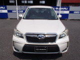 SUBARU 認定U-Car Premium:SUBARU 認定U-Carのうち、AIS評価点4.5点以上・走行距離3万キロ未満、使用月数36ヶ月未満という更に厳選したハイクオリティなクルマのみをラインアップ。