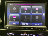 メモリーナビにフルセグTV機能あり。 ドライブや旅行に欠かせない装備です。
