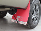 TRD製GRマッドフラップを装着しております。