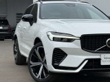 ◆ヘッドライト/VOLVOの代名詞ともいえるTシェイプのライトは、北欧神話のトールハンマーをイメージした意匠です