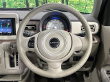 【純正革巻きステアリング】上質な革を使用することで、手にしっかり馴染みとても運転しやすいハンドルです♪