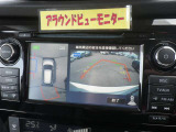 「アラウンドビューモニター」・・・上空から見た映像で車庫入れ簡単♪♪