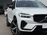 ◆ヘッドライト/VOLVOの代名詞ともいえるTシェイプのライトは、北欧神話のトールハンマーをイメージした意匠です