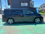 両側パワースライドドア付きで便利!小さなお子様も乗り降り楽々です♪スイッチは運転席にもありますよ!