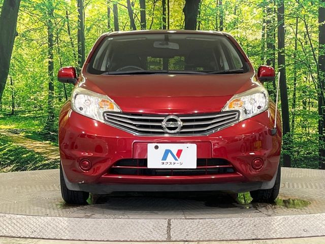 日産 ノート 赤 日産 ノート 1.2 X の中古車詳細 (86,427km, ラディアント レッド(PM