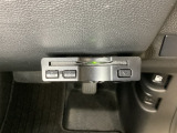 ハンドルの右下にETC(Aftermarket品)がついています。高速道路の料金所の通過も楽々です!。 カードの取り出しもしやすい場所についています。