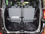トランクルームも広く沢山荷物を積み込めます♪