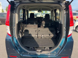 普段のお買い物や通勤、送迎等に十分な荷室スペースを確保しております。セカンドシートを倒すと、大きな荷物の積載も可能です♪