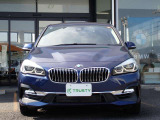 BMW在庫保有台数常時100台以上!ご来店の際はBMW本店(厚木市下荻野140-1)にご来店ください!弊社自慢の全天候型ショールーム!BMW在庫保有台数常時100台以上ございます!