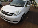 アイシス 1.8 L 4WD 