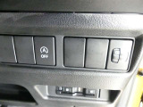 Aマークのスイッチはアイドリングストップ機能のON,OFF切替スイッチです。信号待ち等で停車時に一時的にエンジンを止めます、燃費向上に貢献しています。