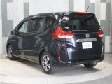 色々なお店で販売しているHonda車ですが、アフターサービスも全てお任せ頂けるのは「HondaCars正規販売店」だけ!ご納車後もお住まいの地域の販売店にて アフターサービスをお任せいただけます。