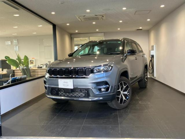 コマンダー 2.0 リミテッド ディーゼル 4WD 