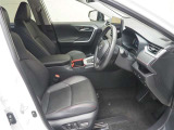 座り心地が良いシートなので長時間の運転でも快適にお過ごしいただけます。