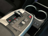 BMWの操作パネルは使いやすさを追求し日常生活で必要なボタン&スイッチを使えるようにした構造となっております。購入時から沢山触って体感してください。