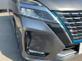 セレナ 1.2 e-POWER ハイウェイスター V セカンドスライドアップシート 