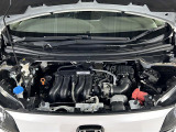 【エンジンルーム】エンジンの調子は良好です!ご納車前にはしっかりとオイル交換・その他油種類の点検補充をさせて頂きます。また、ガリバーでは修復歴のある車は販売いたしません。