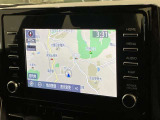 純正ナビを装備。タッチパネル式で使いやすく、お出かけもラクラクです。