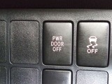 電動スライドドアのOFFスイッチです。洗車時など意図せずスライドドアを開閉したくないときなどOFFにすることをお勧めします