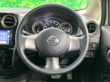インテリアに合わせたデザインのステアリングは、運転される方のことも考え、運転しやすい形状、大きさです。是非一度、実際に触ってお確かめください。