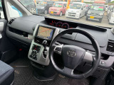 ヴォクシー 2.0 ZS 4WD 