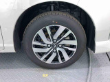 納車前にはプロのメカニックが点検、整備を行いますので安心してお乗り頂けます!!