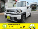 人気の未使用車ハスラー入庫致しました!新品ナビ・ワンセグTV・CD再生・Bluetooth・LEDライト・ソナー・追突軽減ブレーキ・シートヒーター・ステリモ・ACC・オートエアコンなど装備も充実しております!(^^)!