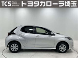 右フロントドアに交換歴があります。バックドアガーニッシュ部分などに、うすい線傷がありますので、御来店時にご確認ください。