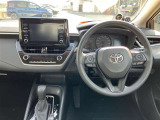 見通しのよいすっきりとした視界で、誰でも運転しやすいです。運転のしやすさは疲れにくさにも繋がりますよ♪