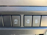 両側電動スライドドアでとっても便利です。