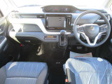 登録済未使用車ですので内装もキレイです♪ また、シートカバーの取付等も承っております。お気軽にご相談ください♪
