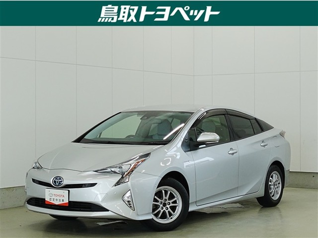 プリウス 1.8 S セーフティ プラス E-Four 4WD 