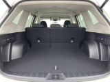 【トランク】積み込みやすくて、たっぷり積める荷室です。シートアレンジできるものは、乗車人数と荷物の量や大きさによってシートを動かすことができるので、より快適なドライブが可能です!