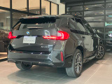 BMWのメカニックによる、100項目の納車前点検エンジン、ミッション、マフラー、電気系統やコンピュータなどを詳細に点検します。交換基準の部品があれば、純正部品を使用し整備した後にお客様にお渡しします。