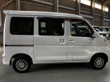 弊社スタッフがご要望のお車をお探しします。