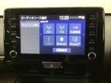 ドライブの必需品。見やすい・使いやすいメモリーナビを搭載。