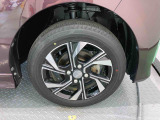 納車前にはプロのメカニックが点検、整備を行いますので安心してお乗り頂けます!!