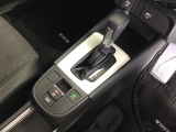 発進時から滑らかに加速する無段階変速のCVTはストップ&ゴーの多い街の中も快適です