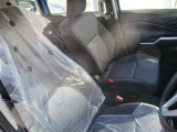 登録済未使用車ですので内装もキレイです♪ また、シートカバーの取付等も承っております。お気軽にご相談ください♪