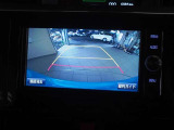バックガイドモニターで、後方を確認しながら安心して駐車することができます。運転初心者も熟練者も必須の機能ですよ!