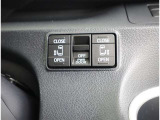 パワースライドドアやパワーバックドアも運転席から操作出来ます