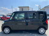 当店は、新車〜登録済未使用車、お買い得軽自動車まで、多数在庫しております♪軽自動車の事なら全て当店にお任せください!目玉車両もございますので、ぜひ一度軽ワールドへお越しくださいませ!