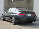 BMW認定中古車は、ドイツ本社と同様の教育・訓練を受けたBMW専門のメカニックが100項目以上のポイントを徹底的にチェックし、整備したうえでご納車させていただきます。