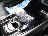 入庫時・販売時・納車前に、弊社基準の68項目に及ぶ点検整備を実施しております。