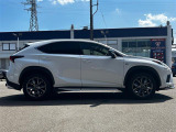 NX 300 4WD 4WD 本革シート