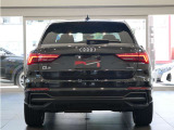 後続車両から長く見られるリヤスタイルも、Audiらしく上品で洗練されたデザインで見る人を惹きつけます。