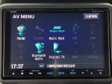純正8インチナビです。フルセグTV・DVD再生可能!Bluetoothでお好きな音楽お聞きいただけます。